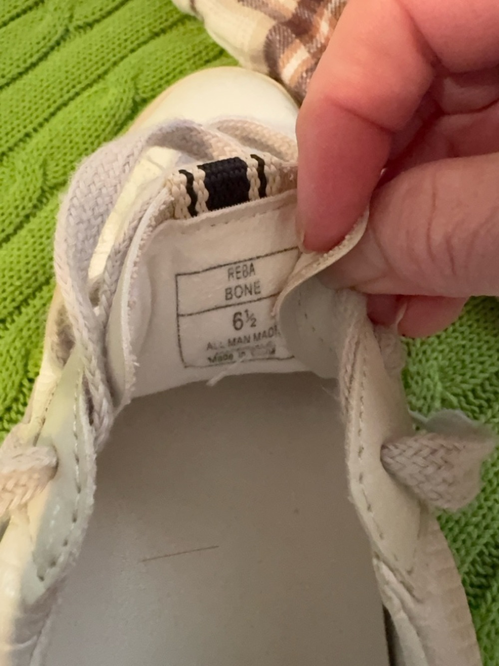 Reba Bone Low-Top Lace-Up Sneakers with Black Heel Stripe - Picture 2 of 4